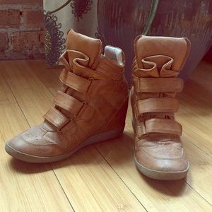 Steve Madden Heeled Sneaker